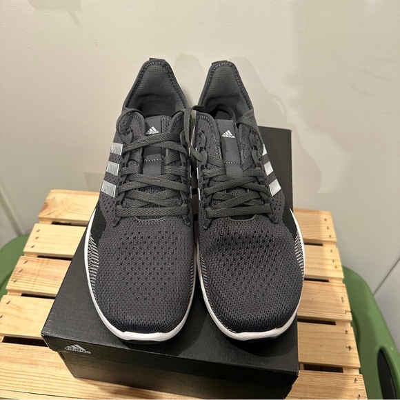 NEW Adidas Fluidflow 2.0 Men's Dark Gray Athletic Shoes 10.5 - Picture 12 of 14